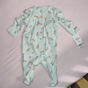 New with tags Carters little girls snap pjs 0-3 months